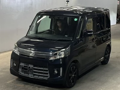 Suzuki Spacia Custom