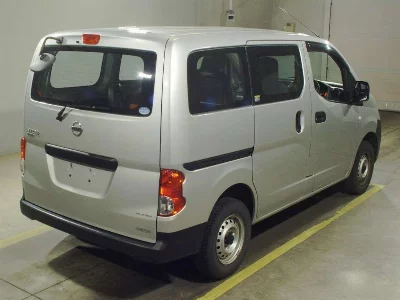 Nissan NV200 VANETTE VAN