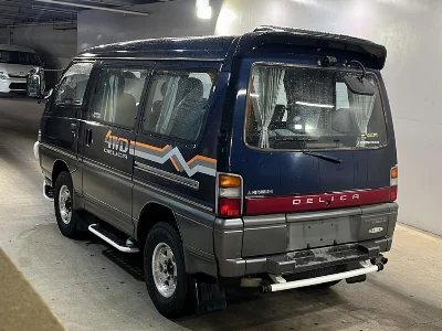 Mitsubishi Delica