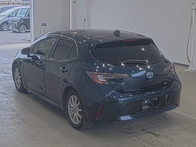 Toyota Corolla Hatchback  с аукциона в Японии