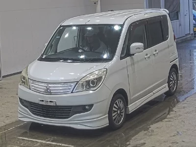 Mitsubishi Delica D:2