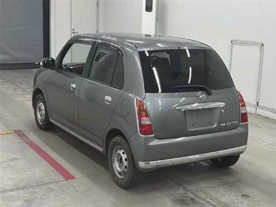Daihatsu Mira Gino