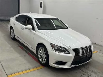 Lexus LS460L