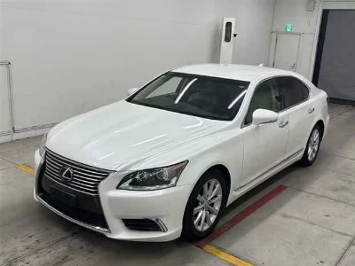 Lexus LS460L