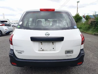 Nissan AD