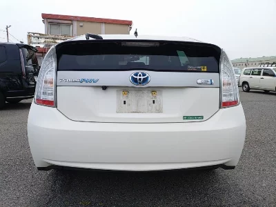 Toyota Prius PHV