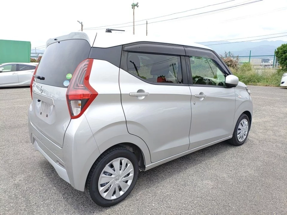 Nissan Dayz  с аукциона в Японии
