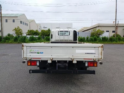 Mazda Titan