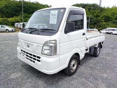 Nissan NT100 Clipper