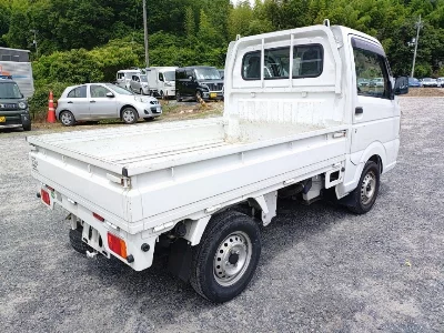 Nissan NT100 Clipper