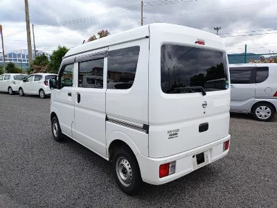 NISSAN NV100 CLIPPER