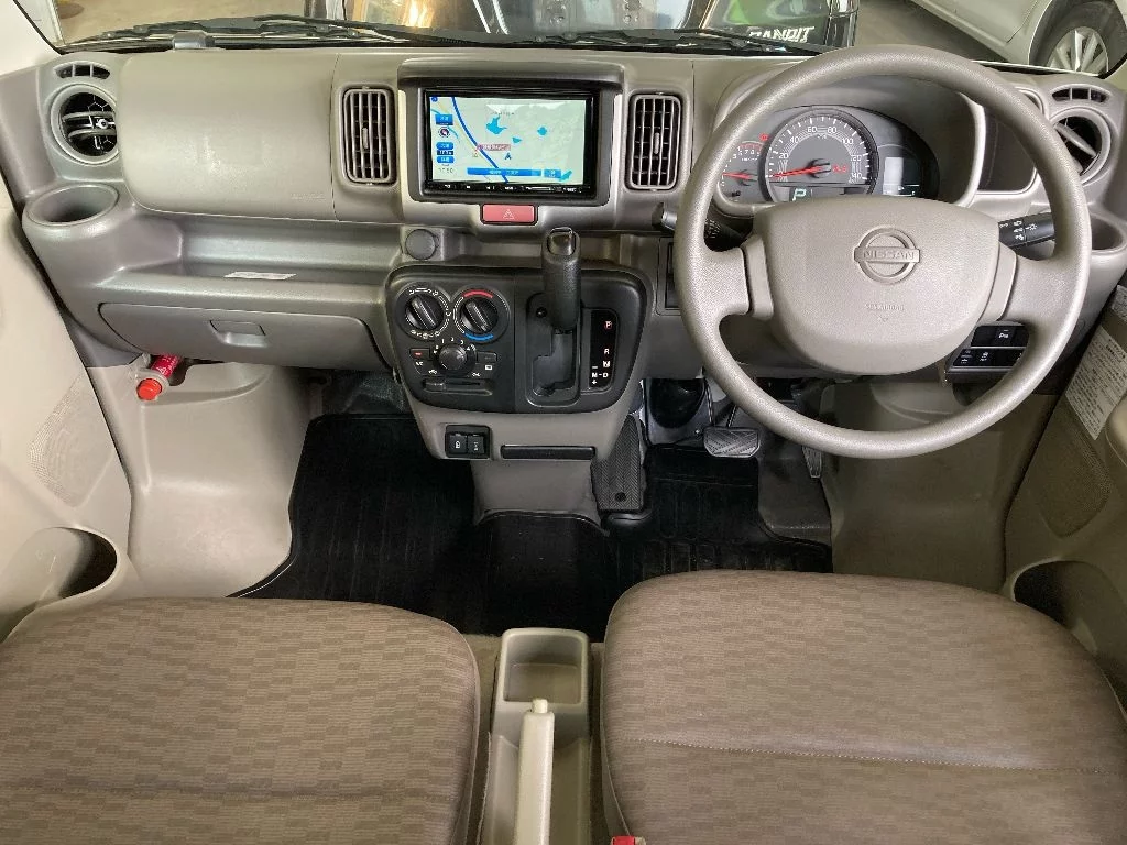 Nissan NV100 Clipper  с аукциона в Японии
