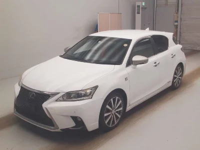 Lexus CT200h