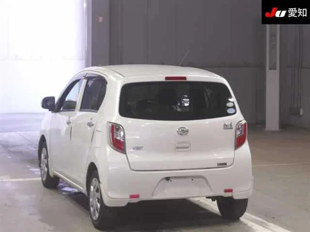 Daihatsu Mira e:S  с аукциона в Японии