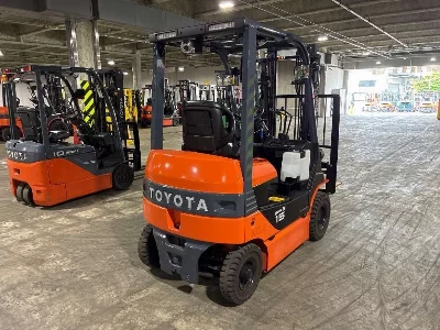 Toyota  FORKLIFT