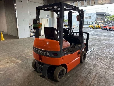 Toyota  FORKLIFT