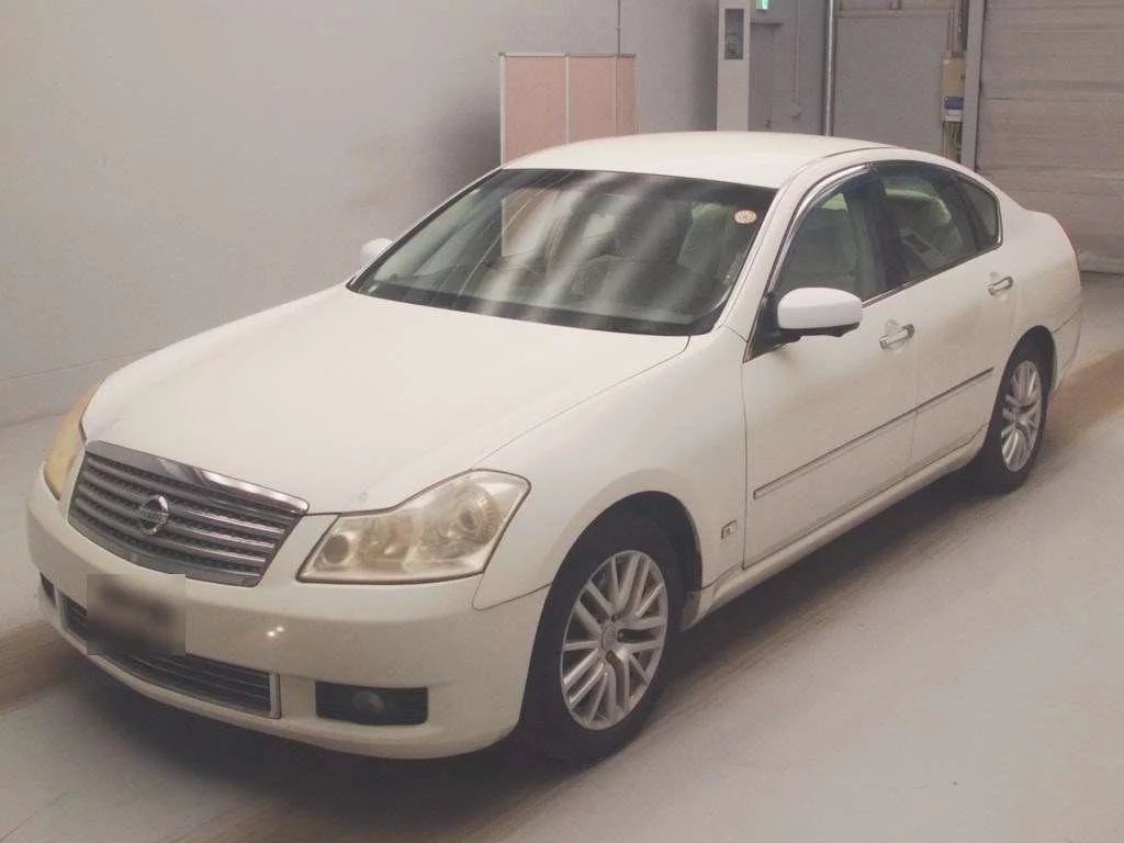 Nissan Fuga  с аукциона в Японии