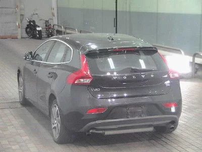 Volvo V40