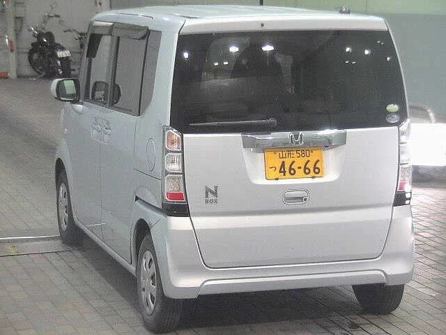 Honda N-Box  с аукциона в Японии
