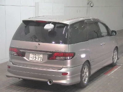 Toyota ESTIMA L