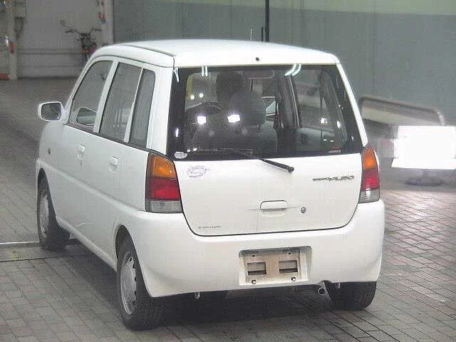 Subaru Pleo  с аукциона в Японии