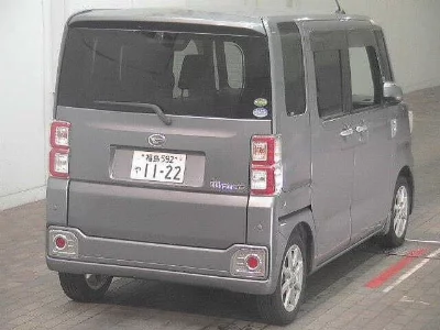 Daihatsu Wake