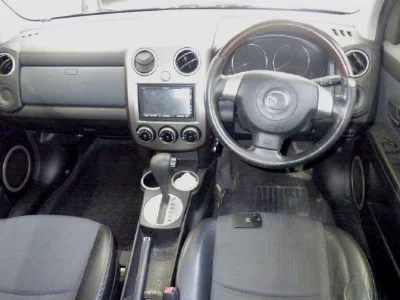 Mazda Verisa