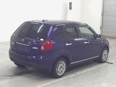 Mazda Verisa
