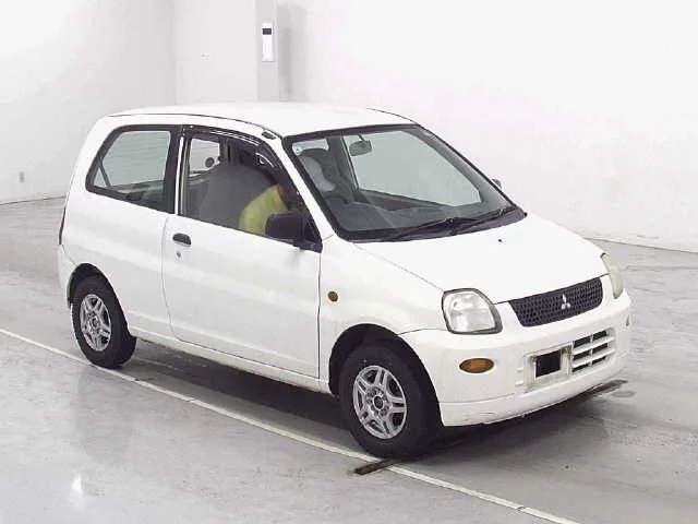 Mitsubishi Minica  с аукциона в Японии