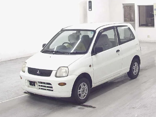 Mitsubishi Minica  с аукциона в Японии