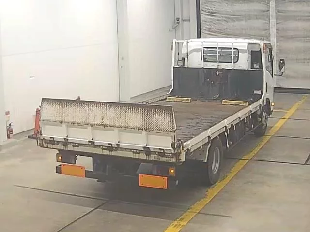 Isuzu Elf  с аукциона в Японии