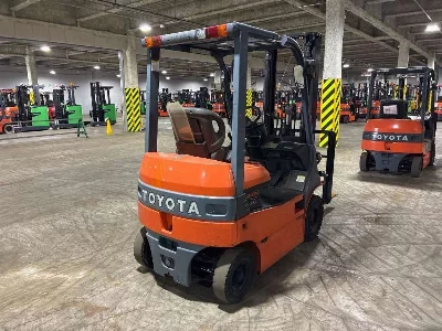 Toyota  FORKLIFT