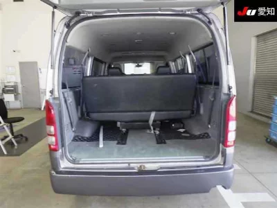 Toyota HIACE WAGON
