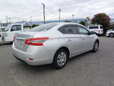 Nissan BLUEBIRD SYLPHY