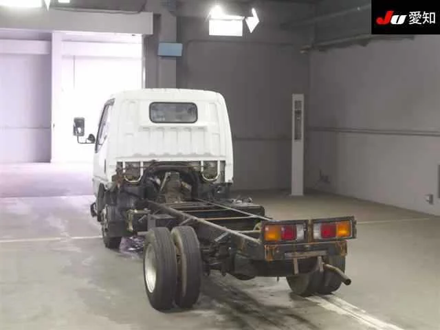 Mitsubishi Fuso Canter  с аукциона в Японии