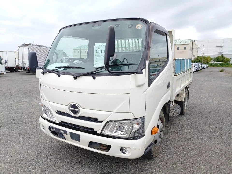 Hino Dutro  с аукциона в Японии