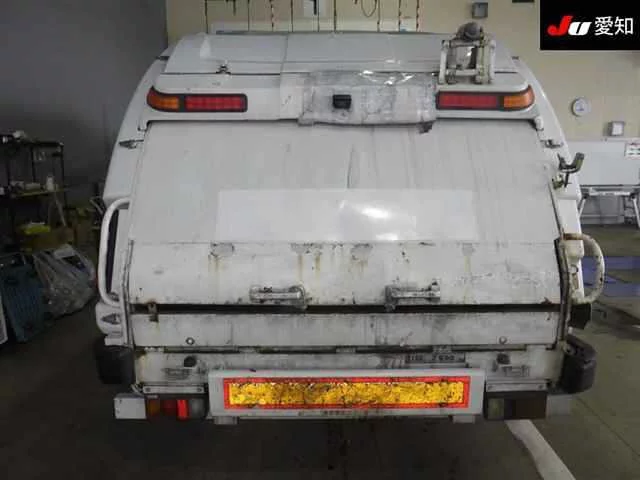 Mitsubishi Fuso Canter  с аукциона в Японии