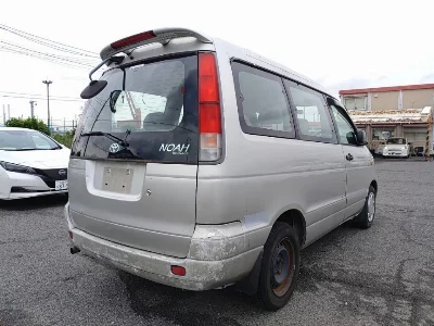 Toyota TownAce Noah