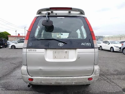Toyota TownAce Noah