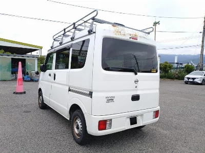 NISSAN NV100 CLIPPER