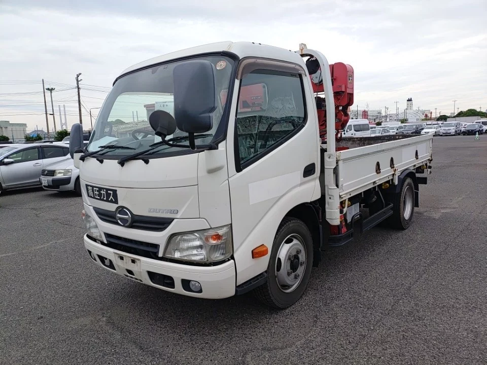 Hino Dutro  с аукциона в Японии