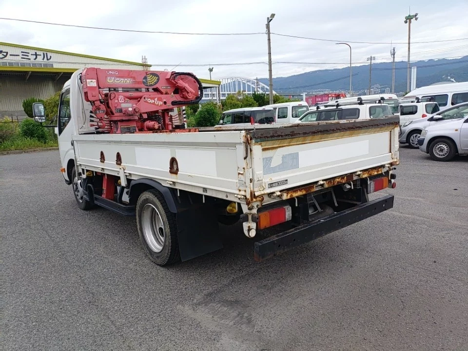 Hino Dutro  с аукциона в Японии