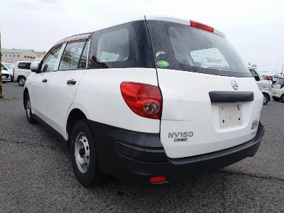 Nissan AD