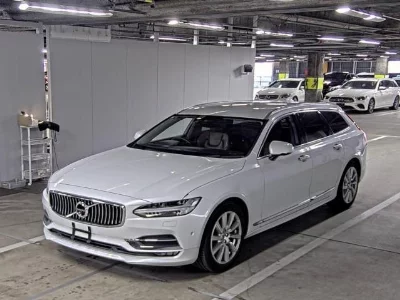 Volvo V90