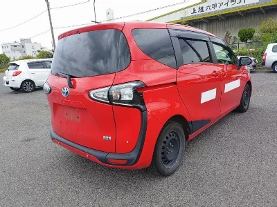 TOYOTA SIENTA