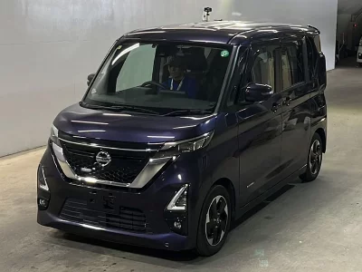 NISSAN ROOX