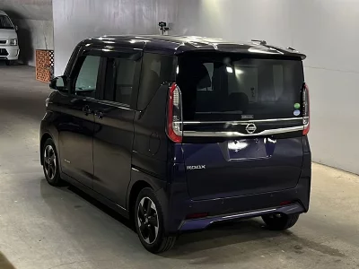 NISSAN ROOX