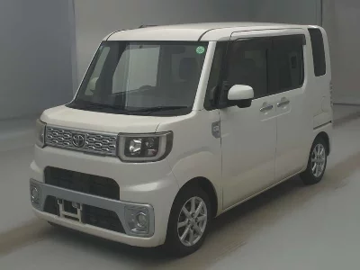 Toyota Pixis Mega