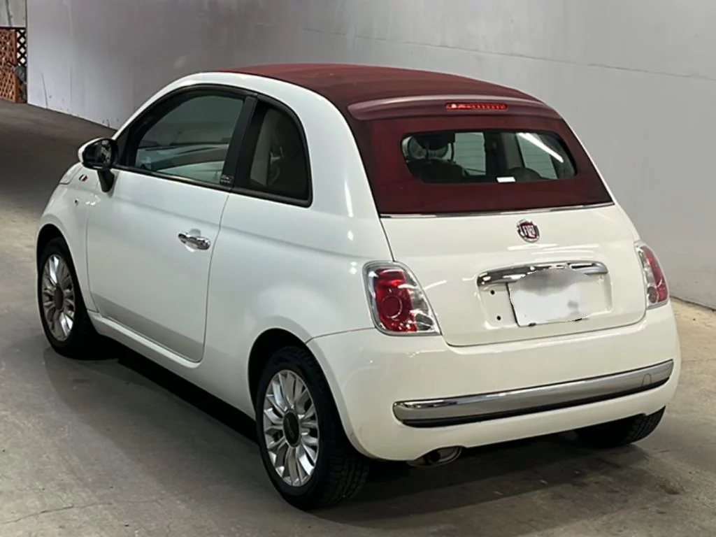 Fiat 500  с аукциона в Японии