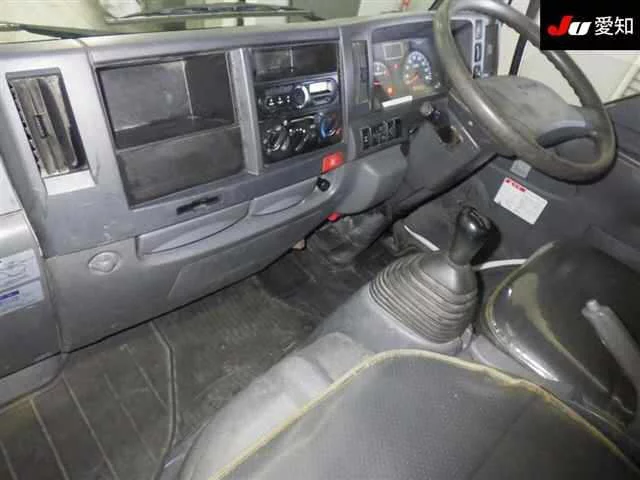Isuzu Elf  с аукциона в Японии